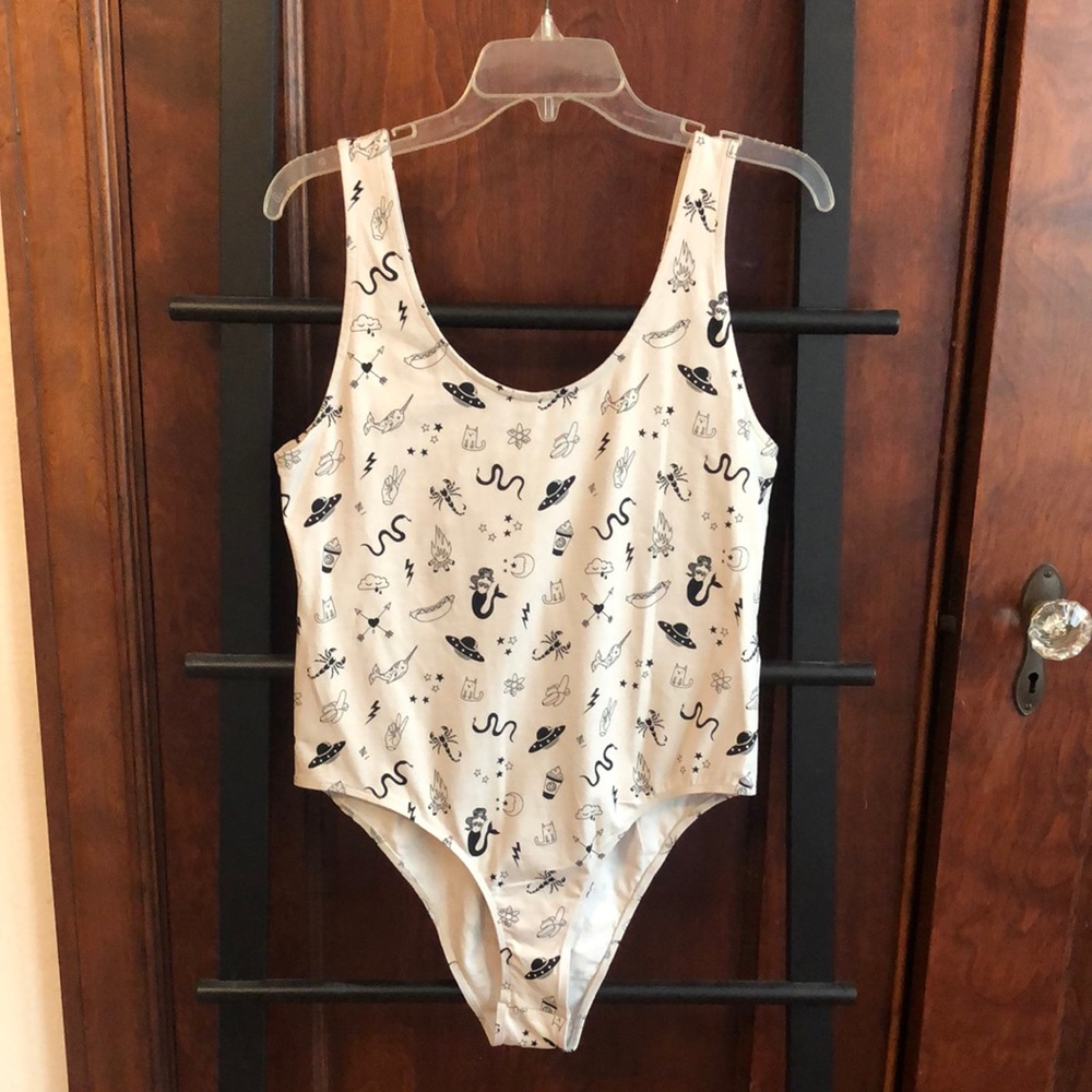 H&M/Coachella printed Pull-on Bodysuit NWT